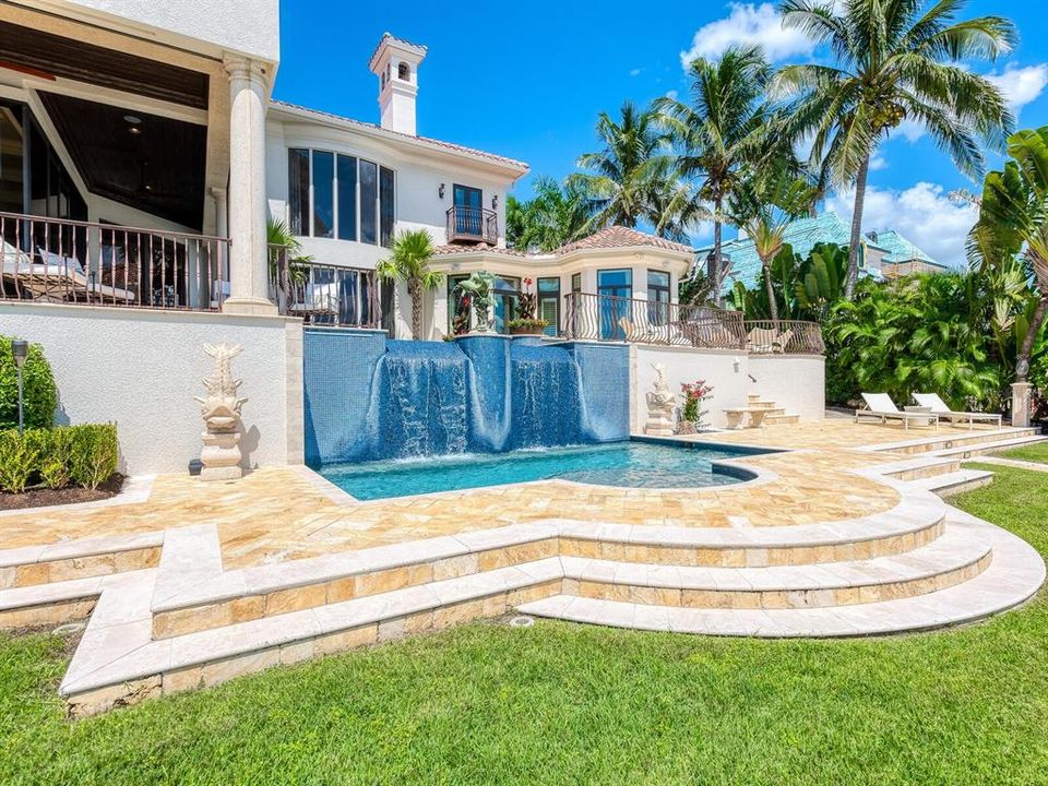 For Sale: $12,987,000 (5 beds, 5 baths, 7931 Square Feet)