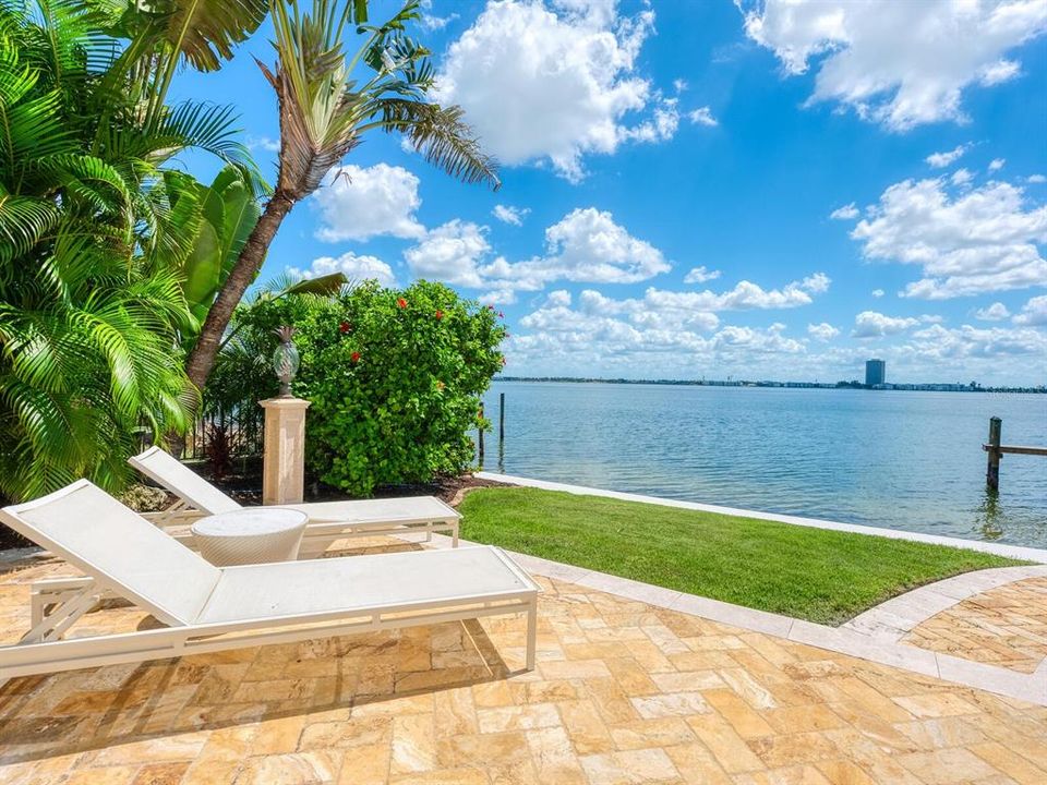 For Sale: $12,987,000 (5 beds, 5 baths, 7931 Square Feet)