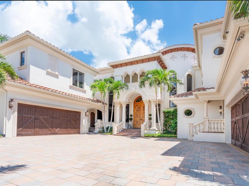 For Sale: $12,987,000 (5 beds, 5 baths, 7931 Square Feet)