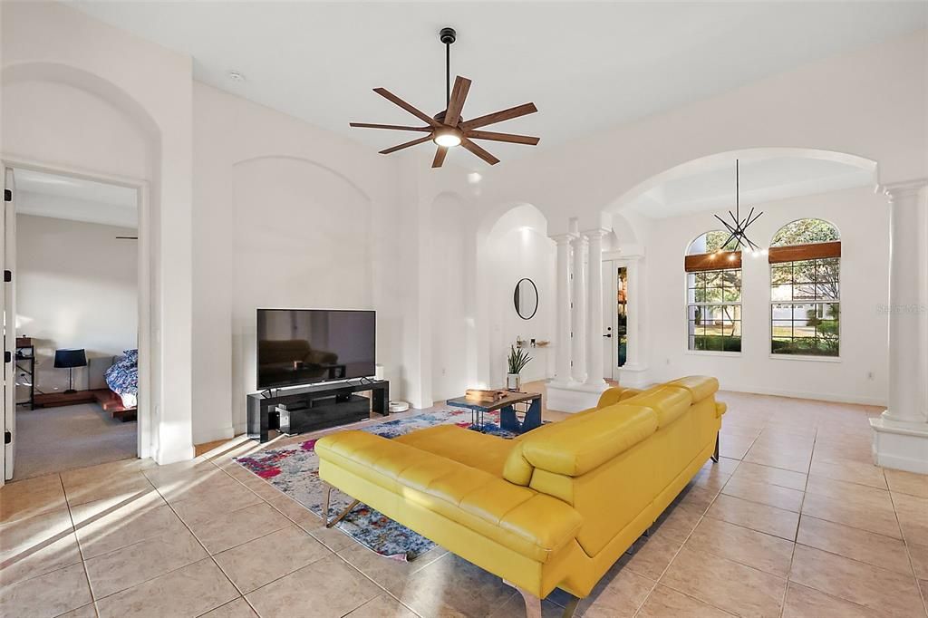 For Sale: $456,500 (3 beds, 2 baths, 1885 Square Feet)