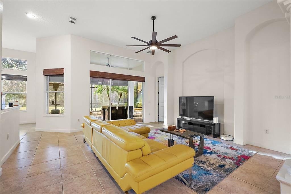 For Sale: $456,500 (3 beds, 2 baths, 1885 Square Feet)
