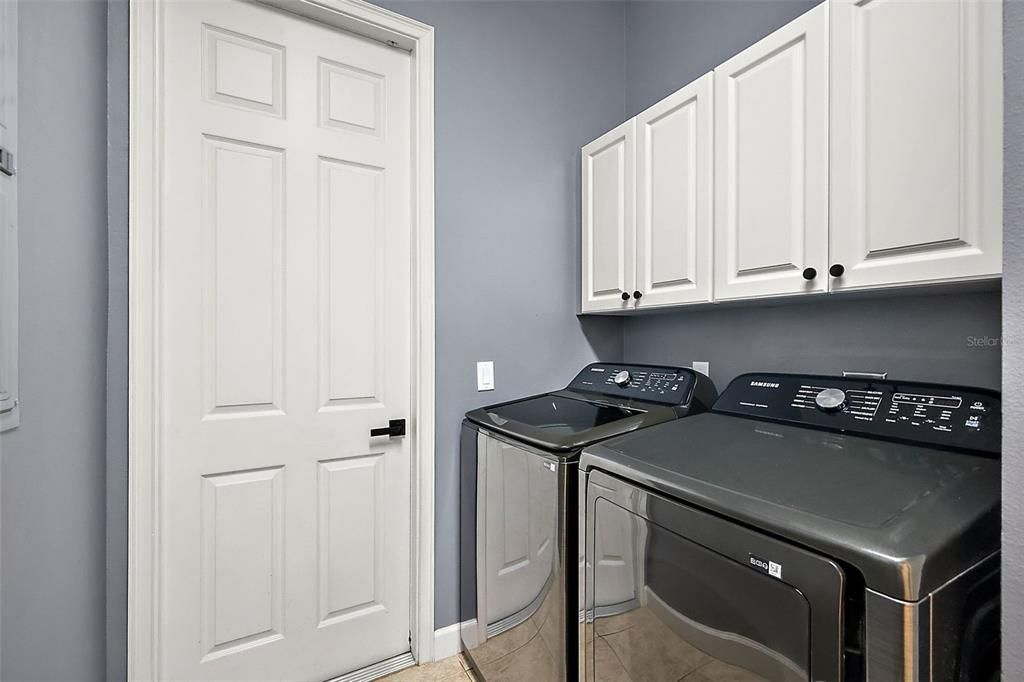 For Sale: $456,500 (3 beds, 2 baths, 1885 Square Feet)