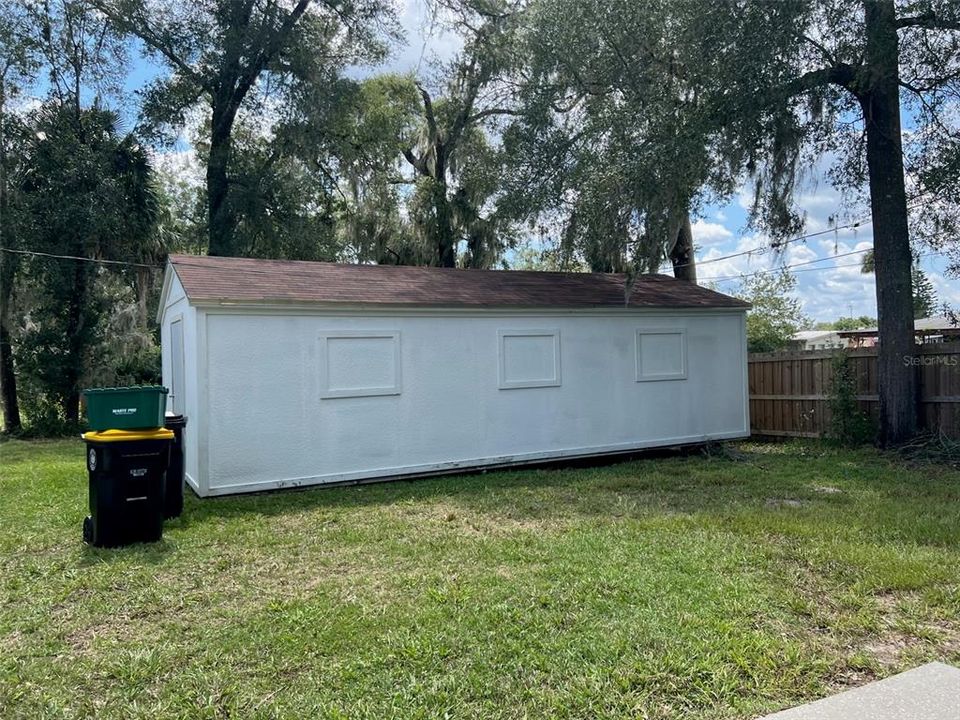 For Sale: $750,000 (4 beds, 3 baths, 2366 Square Feet)