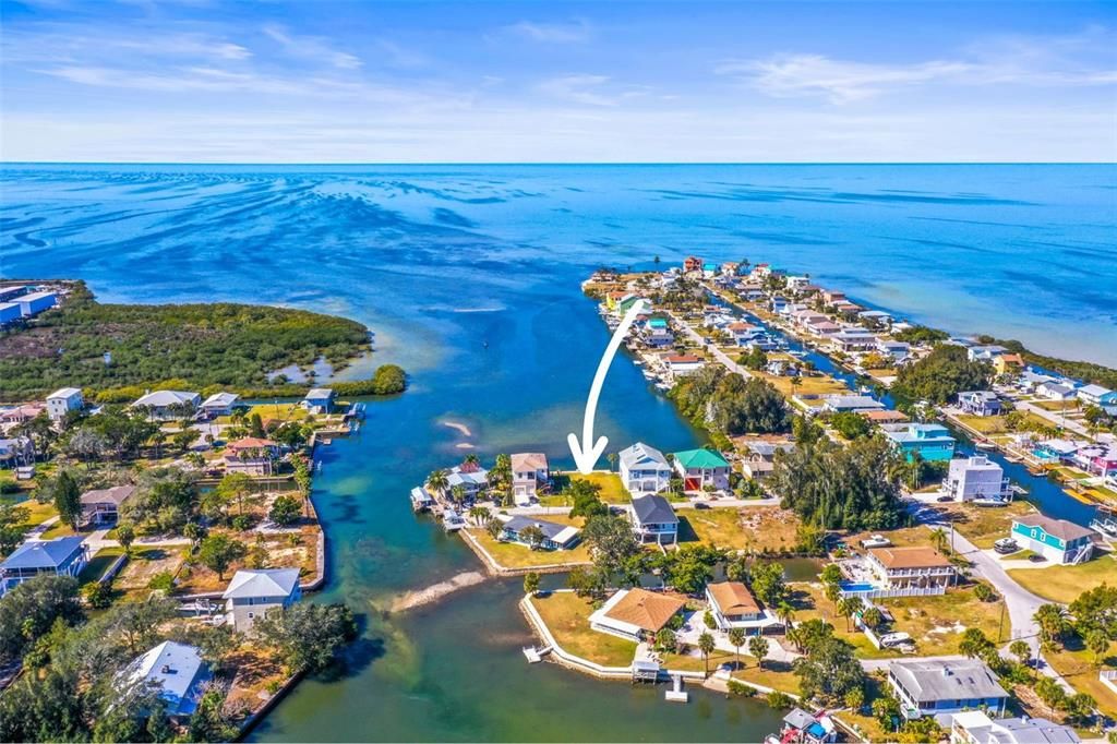 На продажу: $500,000 (0.14 acres)