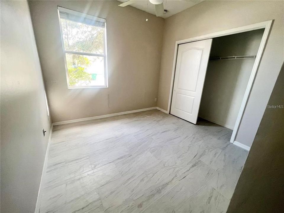 В аренду: $1,895 (4 спален, 2 ванн, 1950 Квадратных фут)