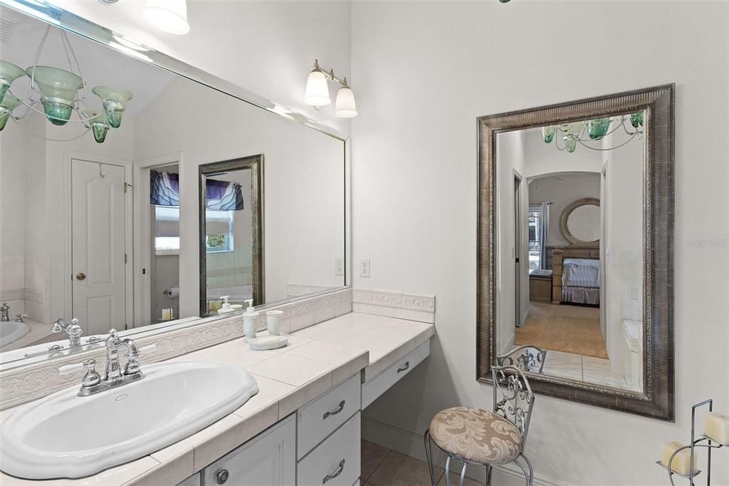 For Sale: $850,000 (3 beds, 2 baths, 2642 Square Feet)