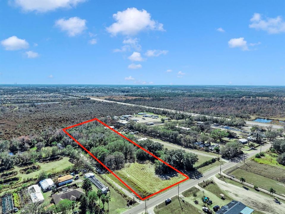 待售: $855,000 (6.88 acres)