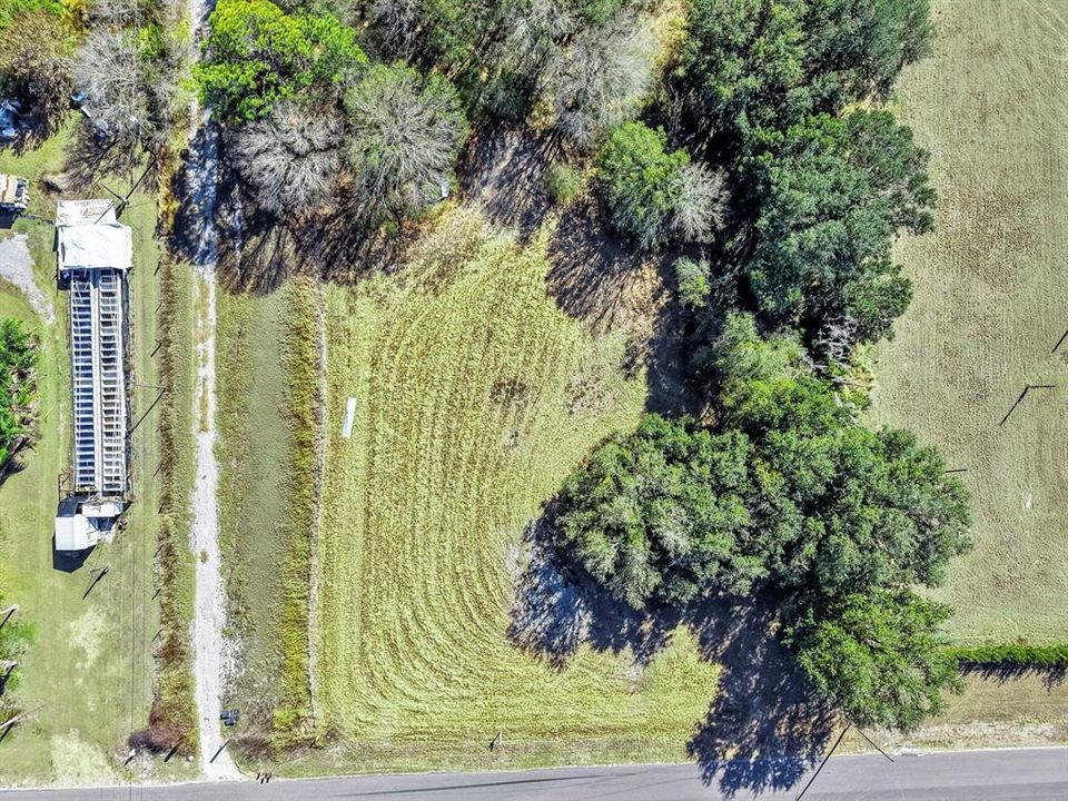 待售: $855,000 (6.88 acres)