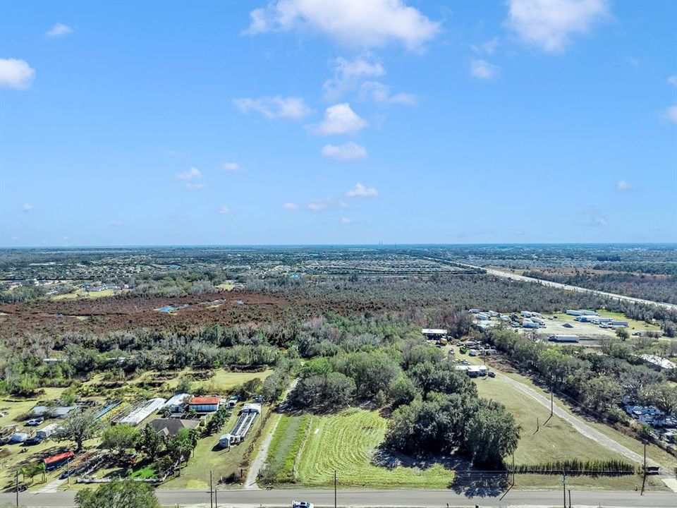 待售: $855,000 (6.88 acres)