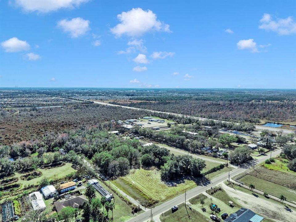 待售: $855,000 (6.88 acres)