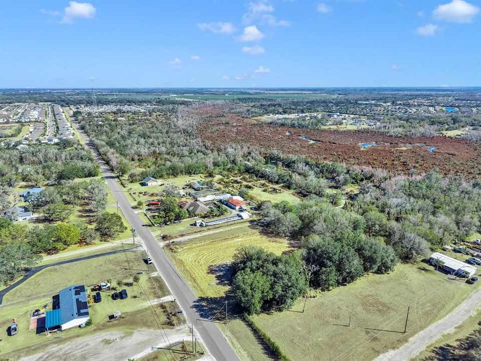 待售: $855,000 (6.88 acres)