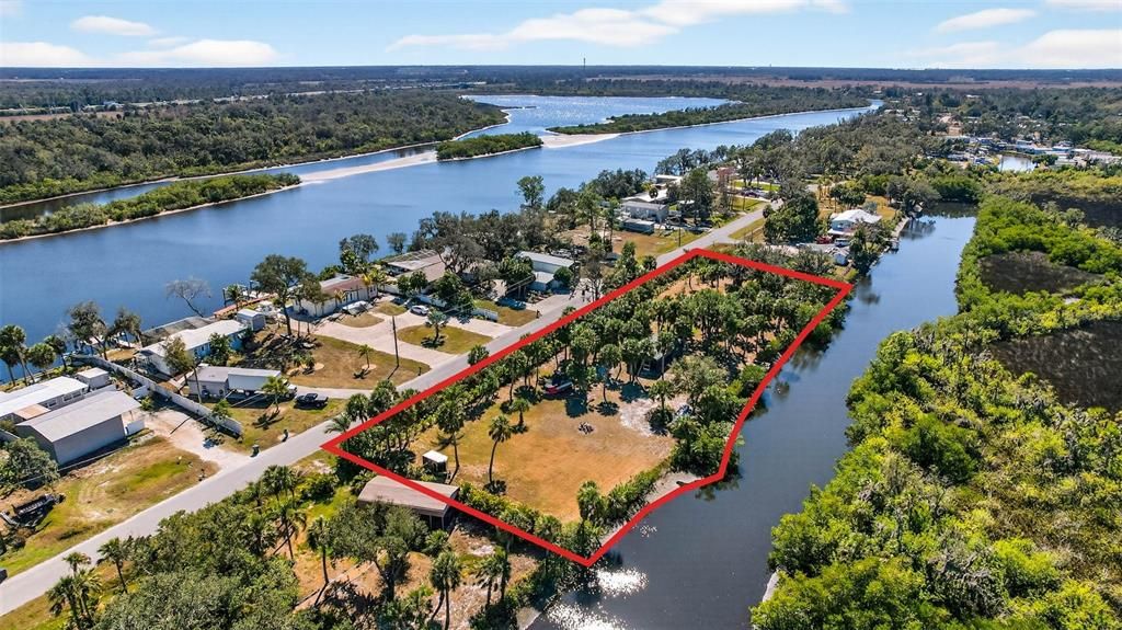 待售: $375,000 (1.70 acres)