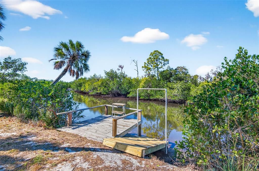 待售: $375,000 (1.70 acres)