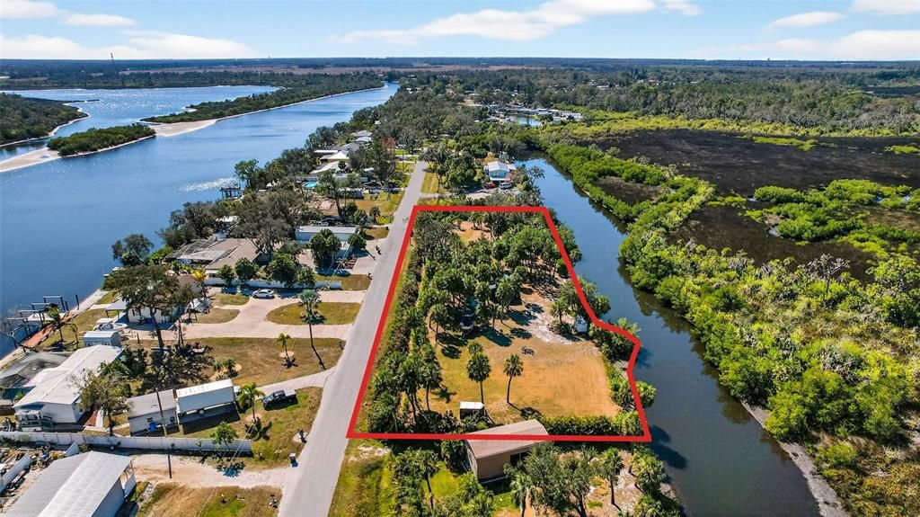 待售: $375,000 (1.70 acres)
