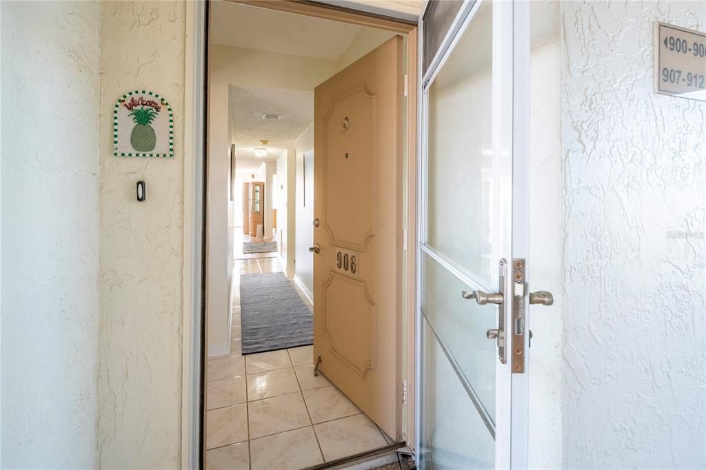 На продажу: $435,000 (2 спален, 2 ванн, 1255 Квадратных фут)