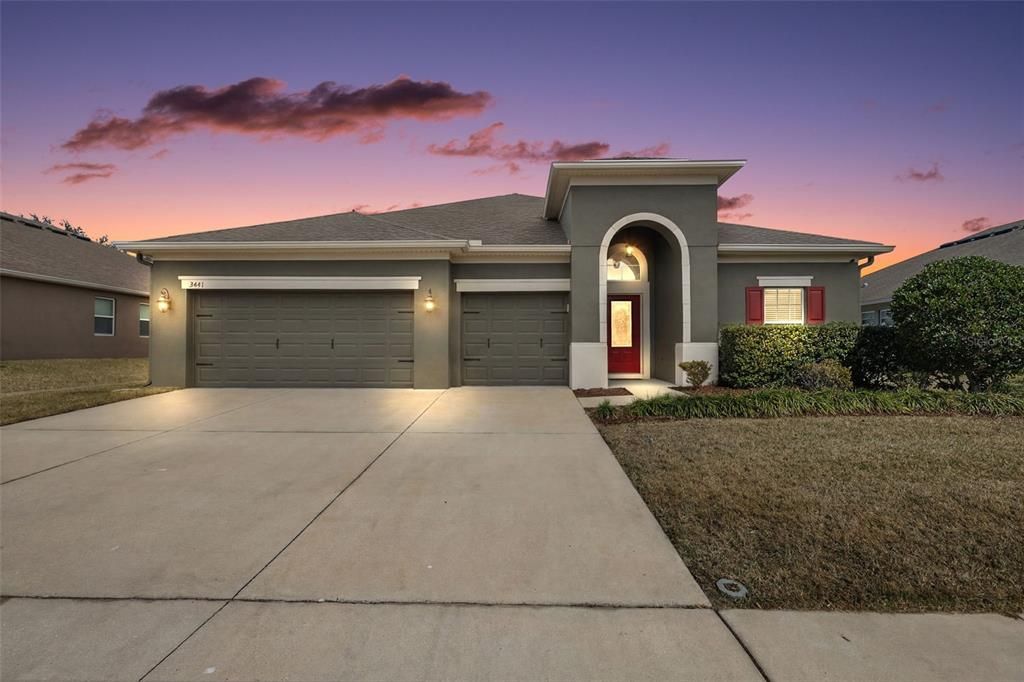En Venta: $374,900 (4 camas, 3 baños, 2622 Pies cuadrados)