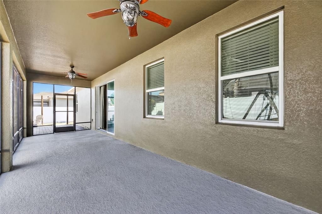 En Venta: $374,900 (4 camas, 3 baños, 2622 Pies cuadrados)