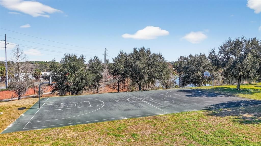 En Venta: $374,900 (4 camas, 3 baños, 2622 Pies cuadrados)