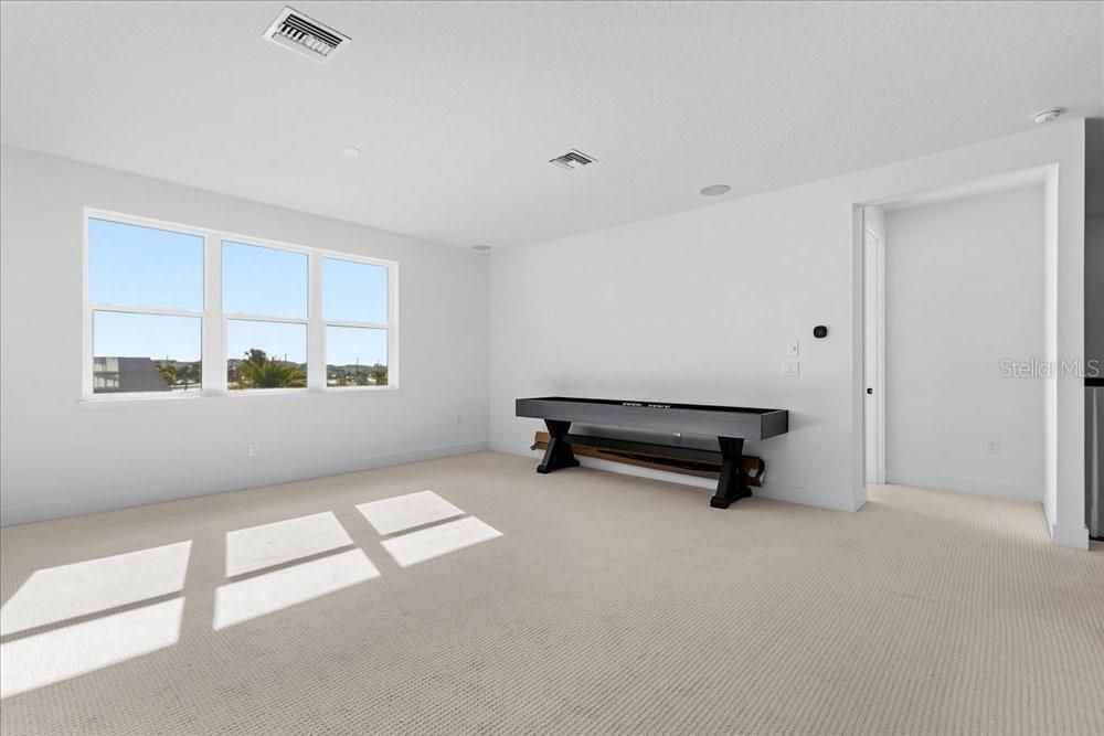 For Sale: $1,590,000 (4 beds, 4 baths, 4495 Square Feet)