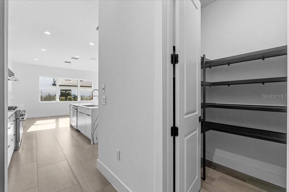 For Sale: $1,590,000 (4 beds, 4 baths, 4495 Square Feet)