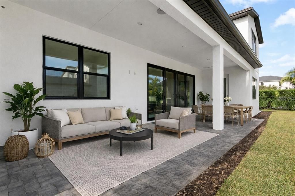 For Sale: $1,590,000 (4 beds, 4 baths, 4495 Square Feet)