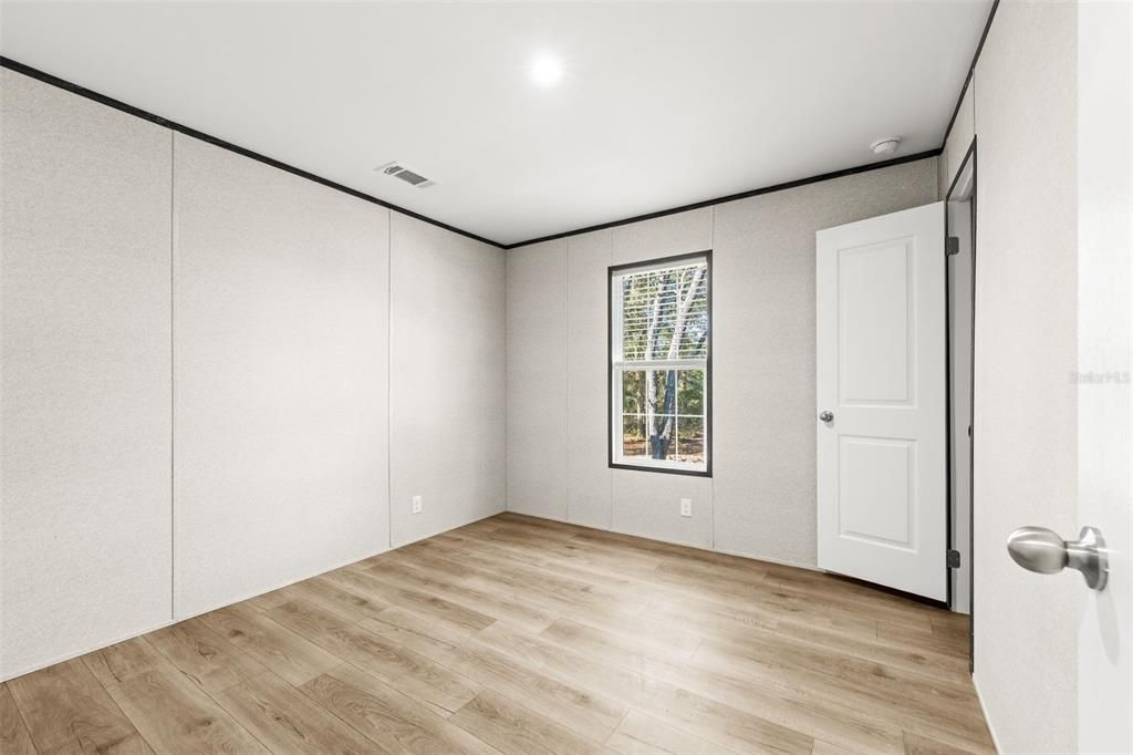 For Sale: $207,252 (3 beds, 2 baths, 1153 Square Feet)