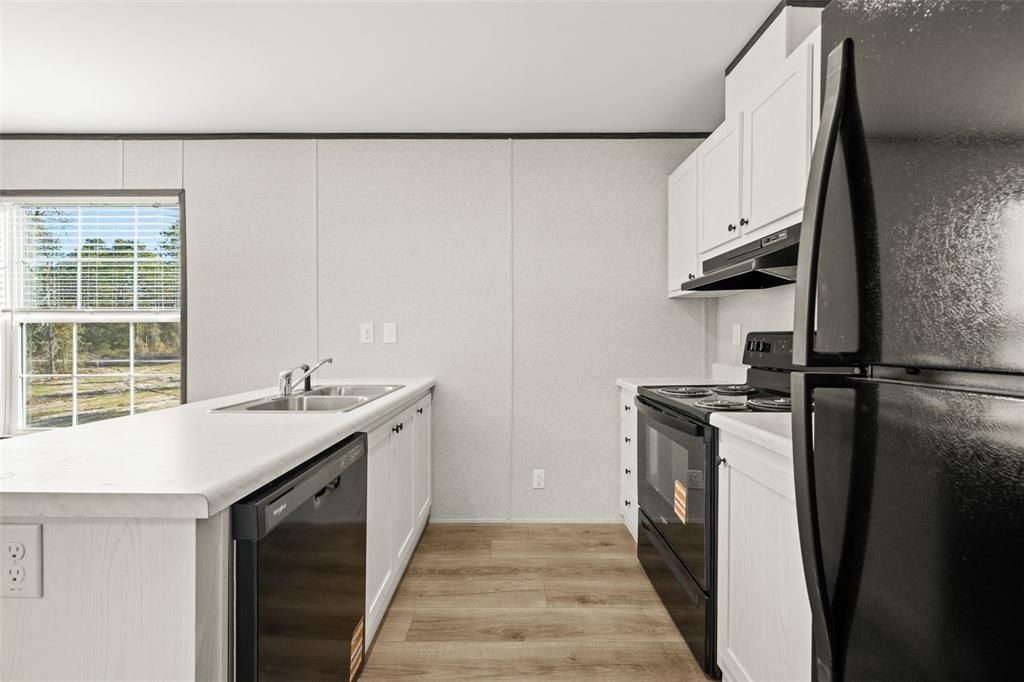 For Sale: $207,252 (3 beds, 2 baths, 1153 Square Feet)