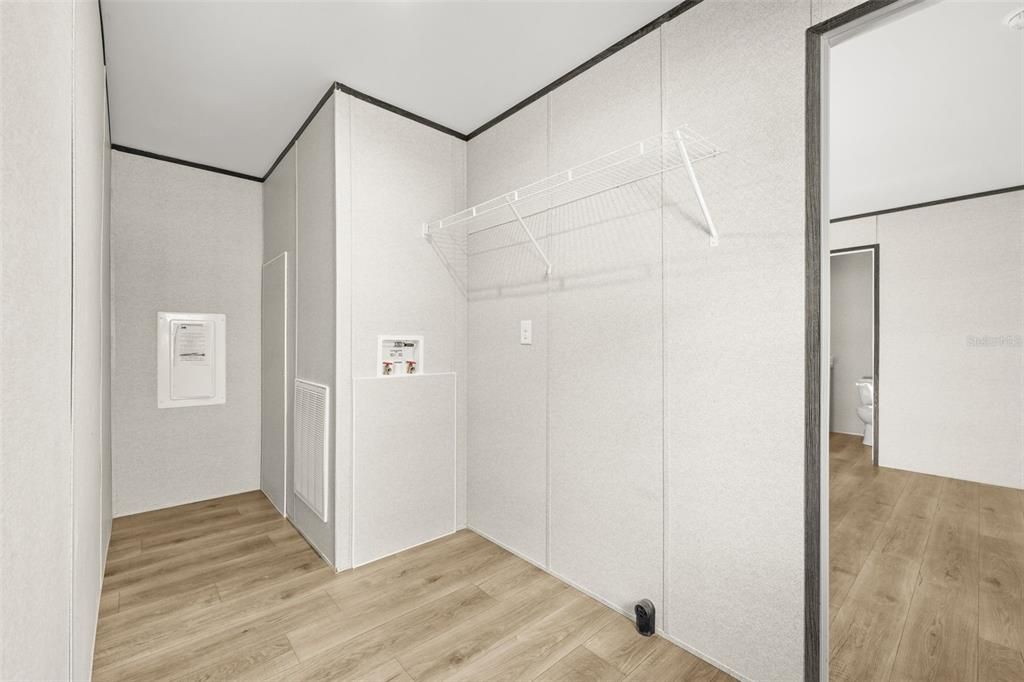 For Sale: $207,252 (3 beds, 2 baths, 1153 Square Feet)