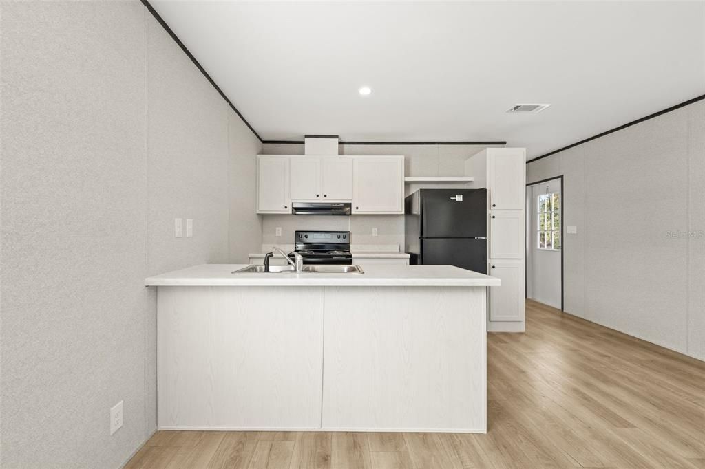 For Sale: $207,252 (3 beds, 2 baths, 1153 Square Feet)