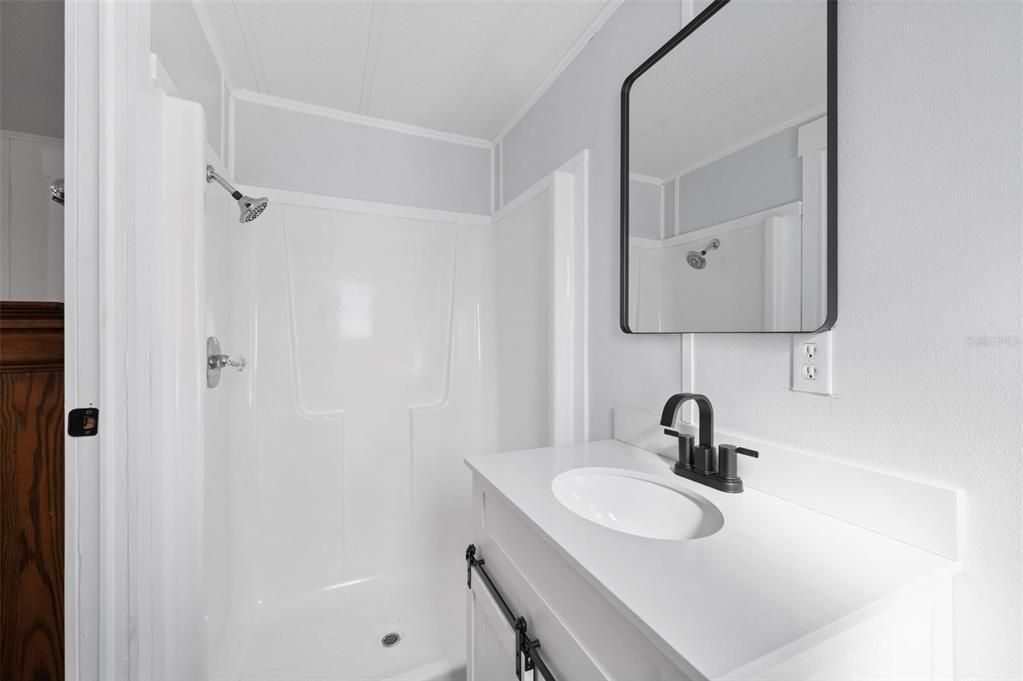 Activo con contrato: $125,000 (2 camas, 2 baños, 1116 Pies cuadrados)