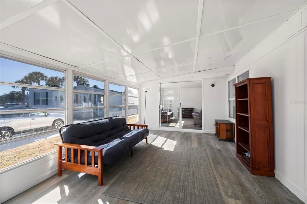 Activo con contrato: $125,000 (2 camas, 2 baños, 1116 Pies cuadrados)