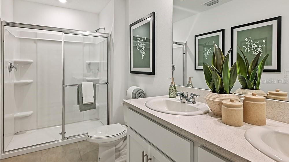 Activo con contrato: $275,000 (3 camas, 2 baños, 1558 Pies cuadrados)