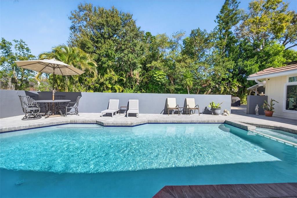 En Venta: $1,199,999 (4 camas, 4 baños, 3617 Pies cuadrados)