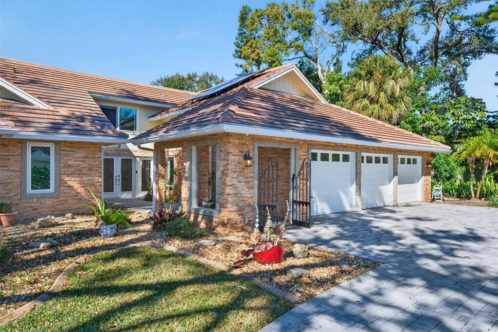 En Venta: $1,199,999 (4 camas, 4 baños, 3617 Pies cuadrados)