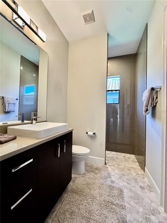 For Sale: $999,000 (3 beds, 3 baths, 3346 Square Feet)