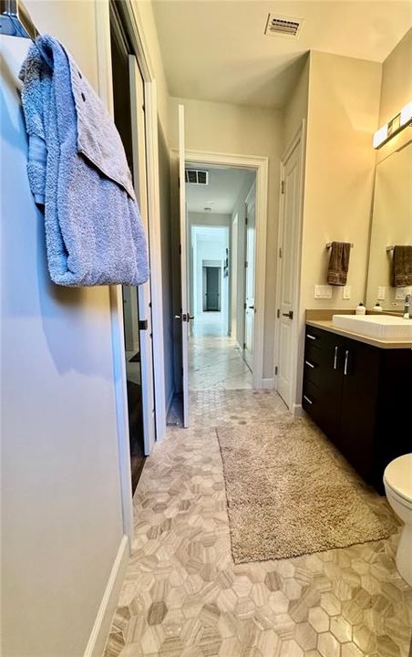 For Sale: $999,000 (3 beds, 3 baths, 3346 Square Feet)