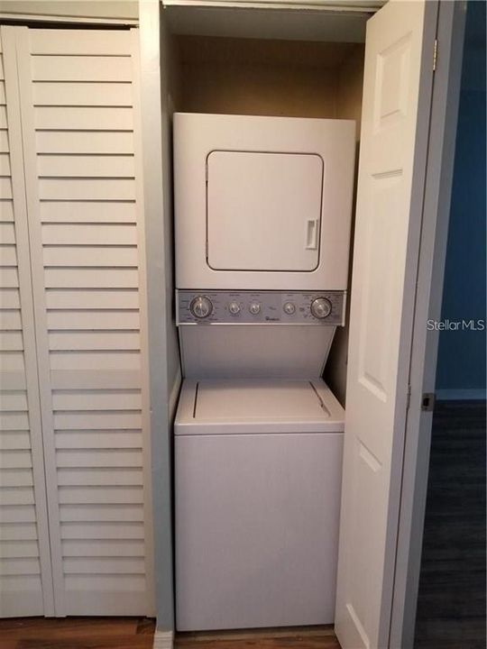 В аренду: $1,550 (2 спален, 2 ванн, 811 Квадратных фут)