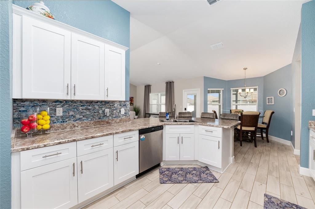 Active With Contract: $375,000 (4 beds, 2 baths, 2333 Square Feet)