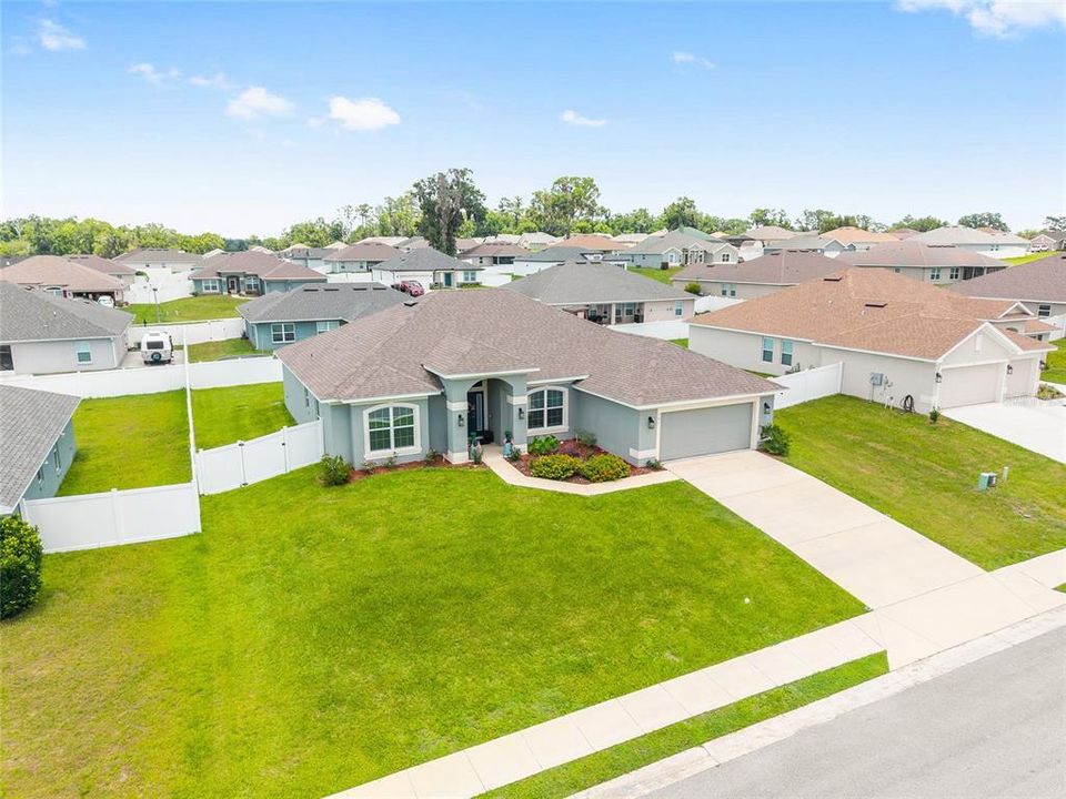 Active With Contract: $375,000 (4 beds, 2 baths, 2333 Square Feet)