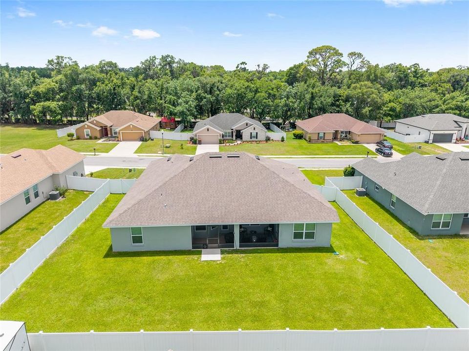 Active With Contract: $375,000 (4 beds, 2 baths, 2333 Square Feet)