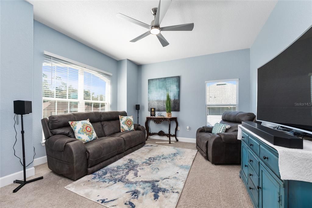 Active With Contract: $375,000 (4 beds, 2 baths, 2333 Square Feet)