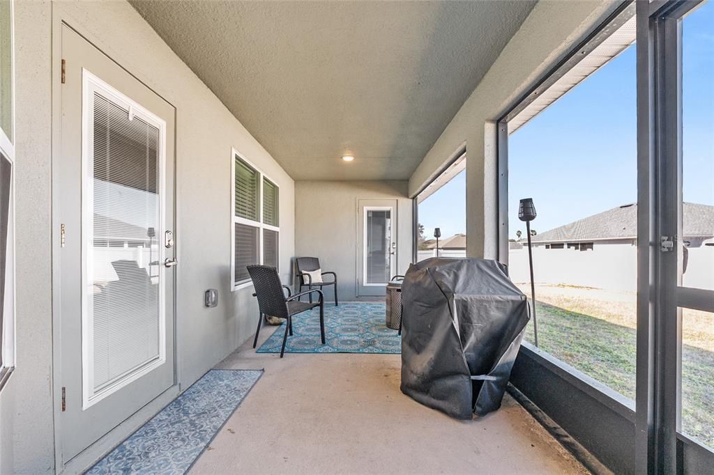 Active With Contract: $375,000 (4 beds, 2 baths, 2333 Square Feet)