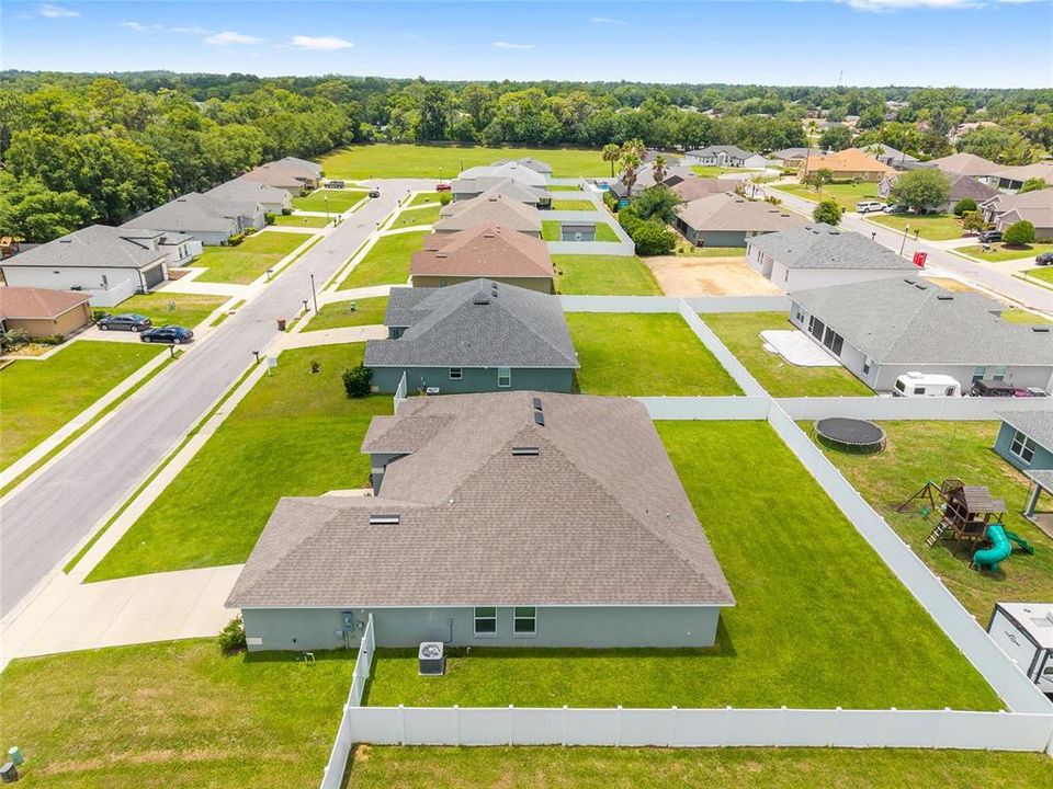 Active With Contract: $375,000 (4 beds, 2 baths, 2333 Square Feet)