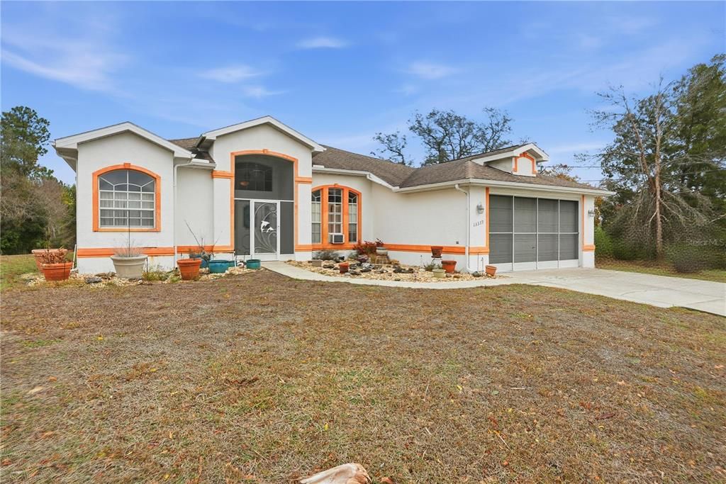 Recently Sold: $260,000 (3 beds, 2 baths, 1881 Square Feet)