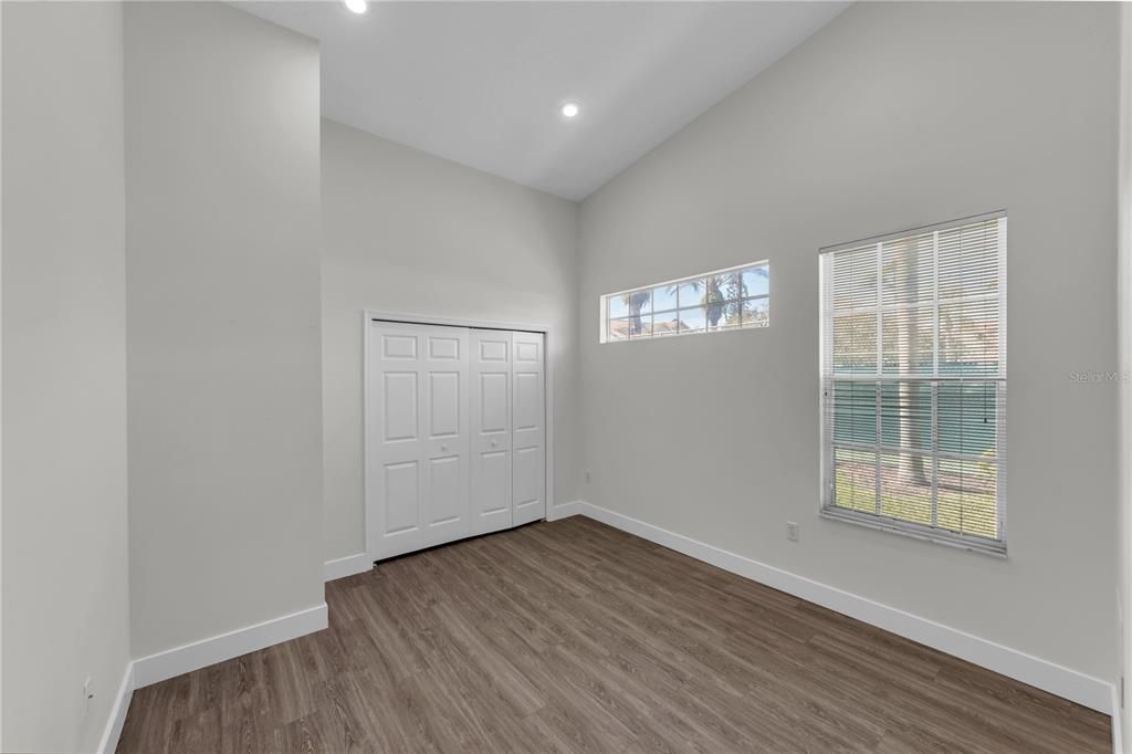 For Sale: $449,900 (3 beds, 2 baths, 1870 Square Feet)
