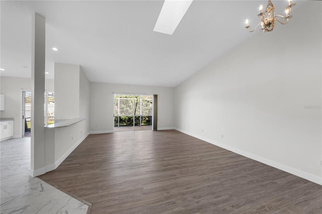 For Sale: $449,900 (3 beds, 2 baths, 1870 Square Feet)