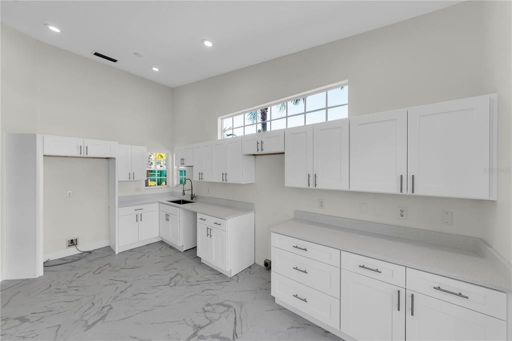 For Sale: $449,900 (3 beds, 2 baths, 1870 Square Feet)