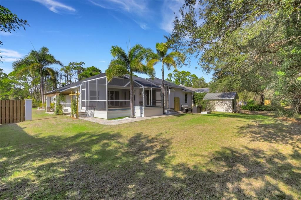 Active With Contract: $450,000 (3 beds, 2 baths, 1825 Square Feet)
