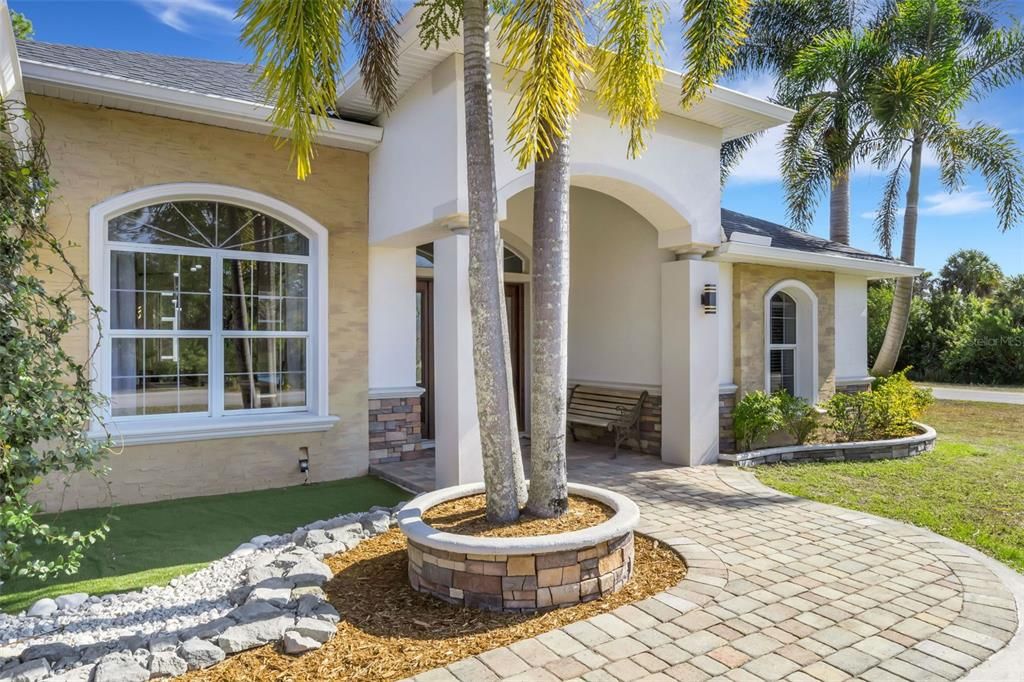 Active With Contract: $450,000 (3 beds, 2 baths, 1825 Square Feet)
