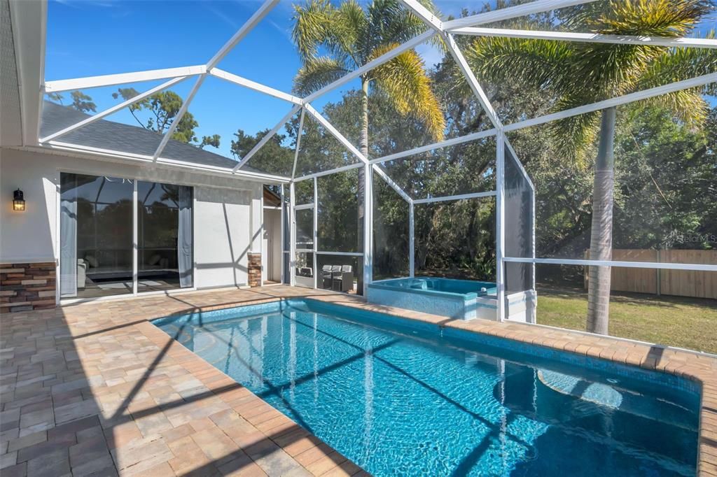 Active With Contract: $450,000 (3 beds, 2 baths, 1825 Square Feet)